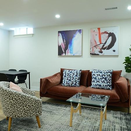 Spacious 2-Bed-Room Near Yonge & Major Mackenzie Richmond Hill Eksteriør bilde
