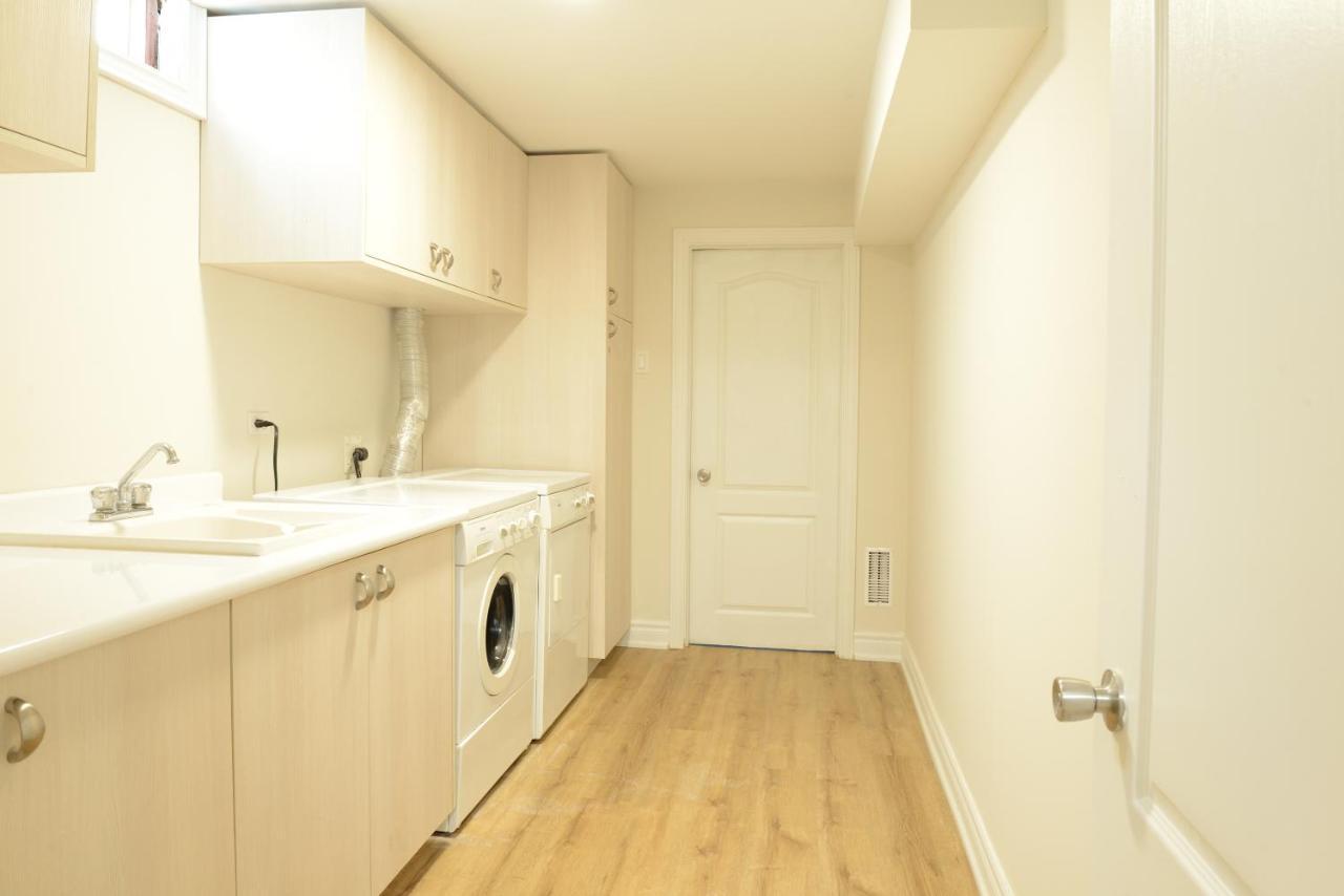 Spacious 2-Bed-Room Near Yonge & Major Mackenzie Richmond Hill Eksteriør bilde